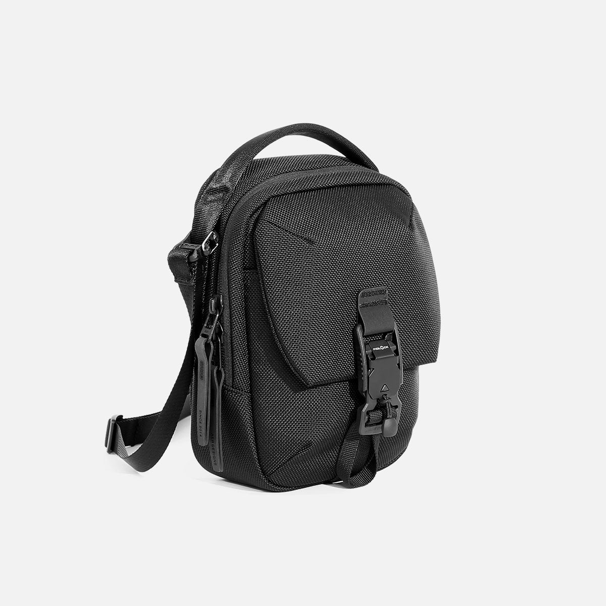バッグ Aer Street Sling Street Sling – Aer UK