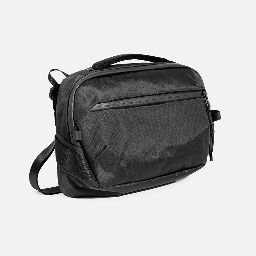 新品未使用 Aer Day Sling 4 Max X-Pac 6L Aer Day Sling 4 Max X-Pac – Aer UK